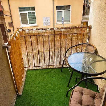 Apartment Malavi Dv2 Center *