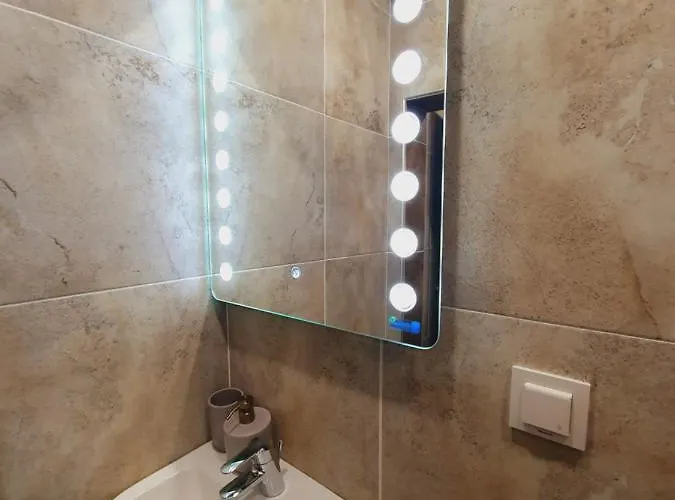 Malavi Dv2 Center Апартаменты *