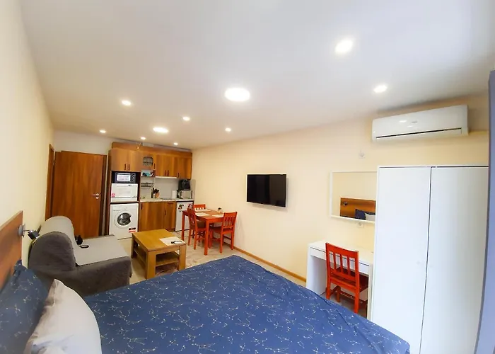 Malavi Dv2 Center Русе